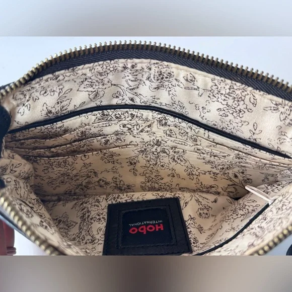 hobo black leather wristlet bag zipper - Picture 7 of 12